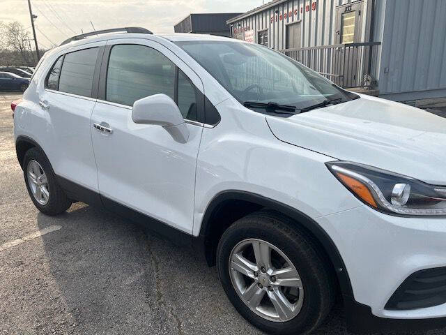 2020 Chevrolet Trax LT - Image 3