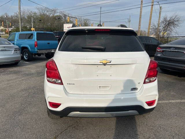2020 Chevrolet Trax LT - Image 4